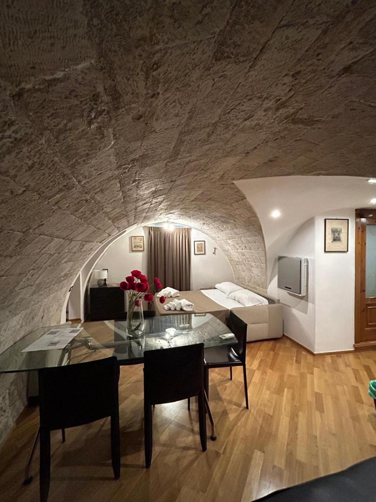 Palazzo Di Citta Bari Villa Buitenkant foto
